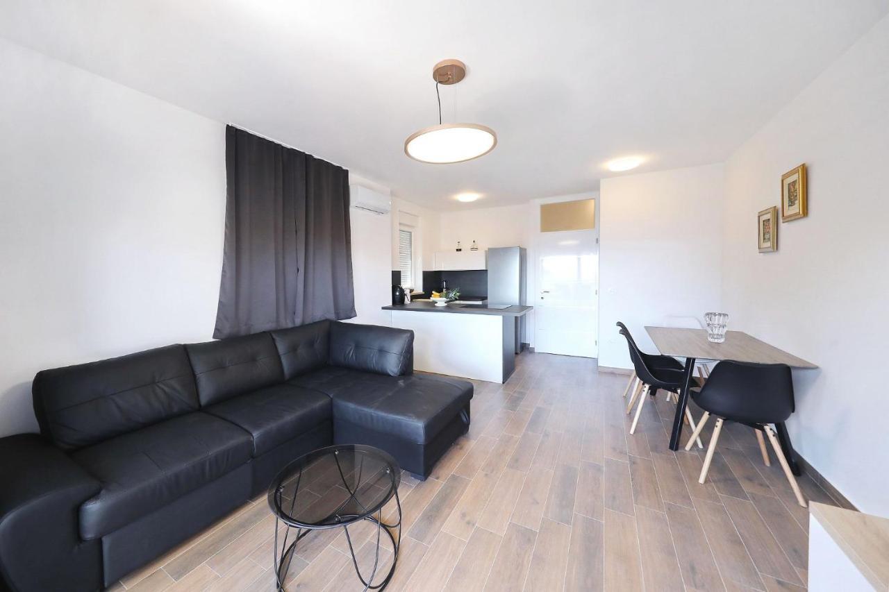 Vidalis, No 1 Apartment Kozino Exterior photo